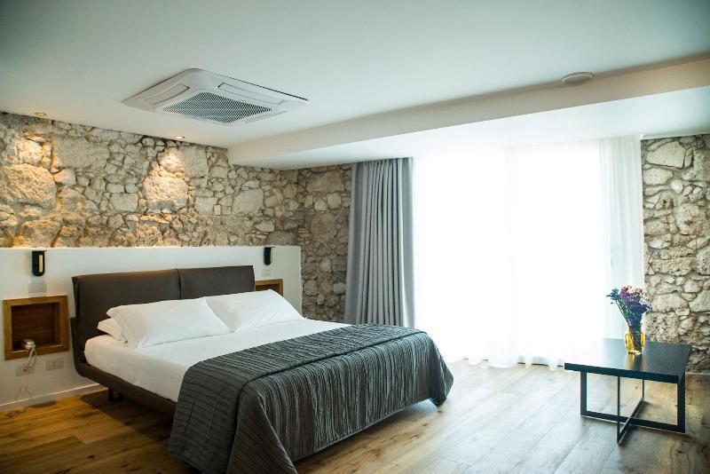 Re Dionisio Luxury Suites Syracuse Esterno foto